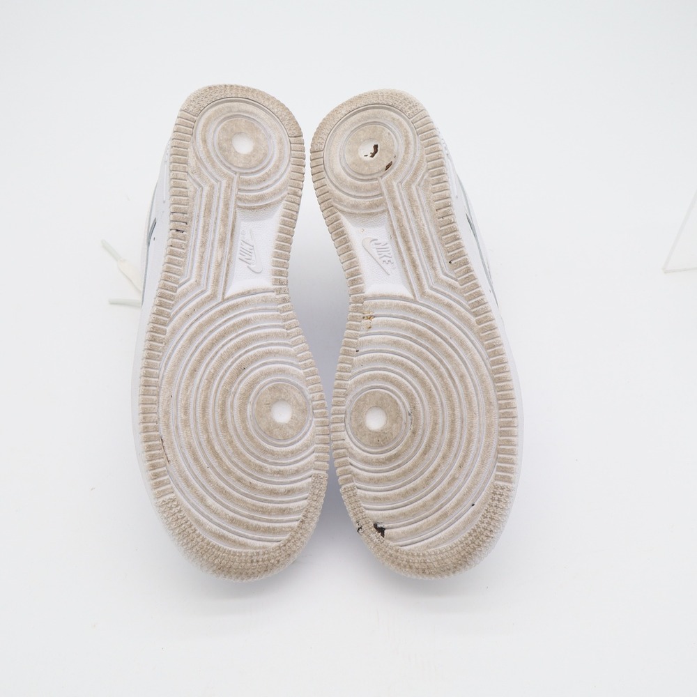 Nike Air Force 1 07 Womens 6.5 White Low Top Sneakers 315115-112 Triple White - Picture 10 of 14